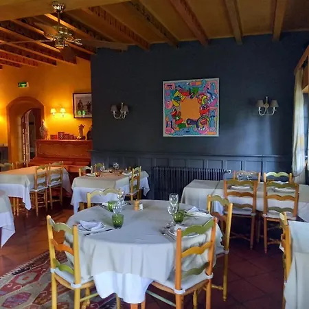 Des Chasseurs Hotel